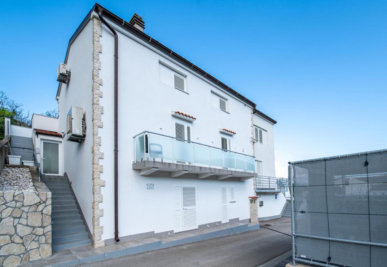 Relax House Rosemary Apartment Draga Bascanska Luaran gambar